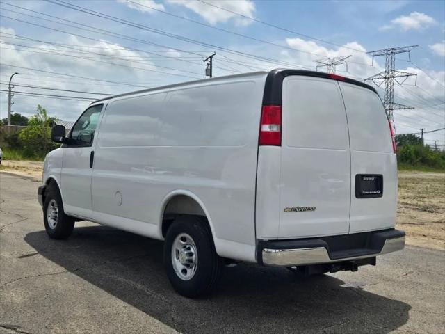 2025 Chevrolet Express Cargo Van RWD 2500 Regular Wheelbase WT