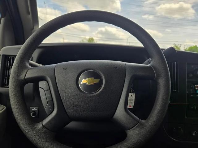 2025 Chevrolet Express Cargo Van RWD 2500 Regular Wheelbase WT