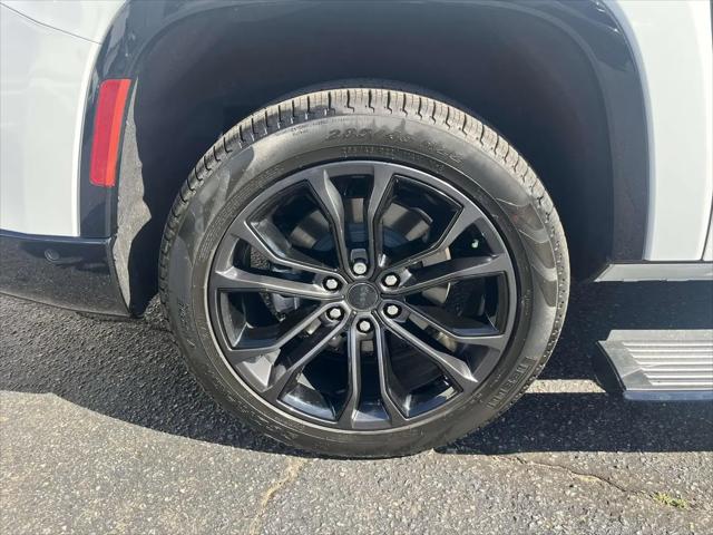 2026 Jeep Grand Wagoneer L Summit Obsidian 4x4