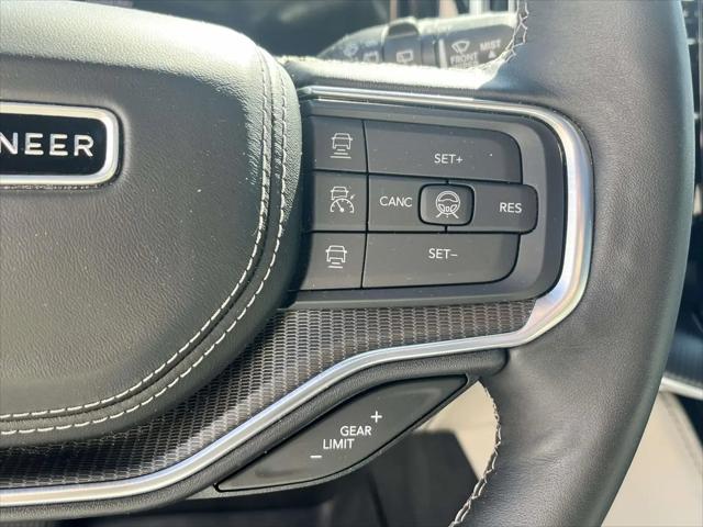 2026 Jeep Grand Wagoneer L Summit Obsidian 4x4