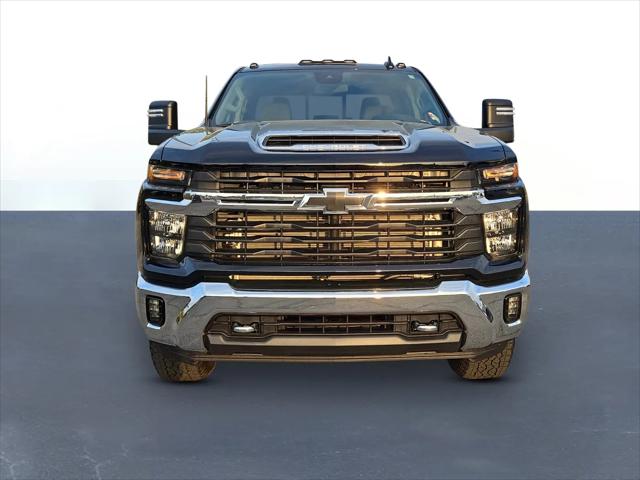 2026 Chevrolet Silverado 2500HD Crew Cab, Standard Bed, LT, 4WD