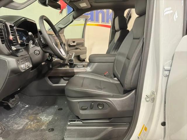 2026 GMC Sierra 1500 Crew Cab, Short Bed, SLT, 4WD