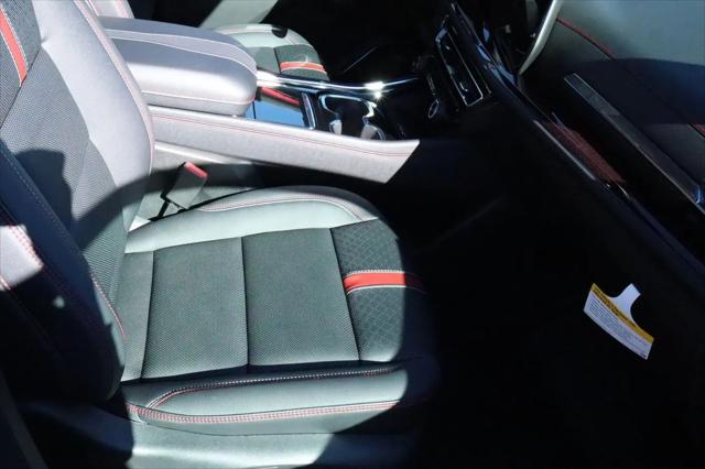 2026 Chevrolet Traverse FWD RS