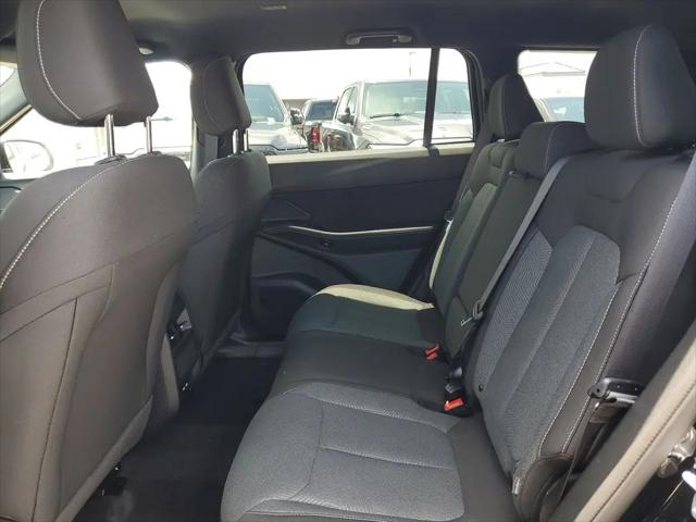 2026 Jeep Cherokee Laredo 4x4