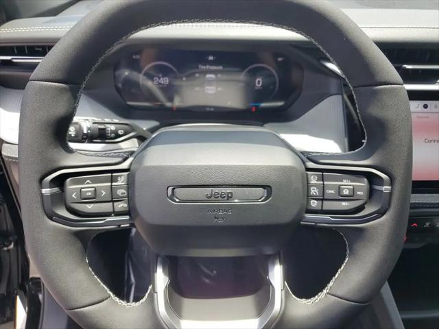2026 Jeep Cherokee Laredo 4x4