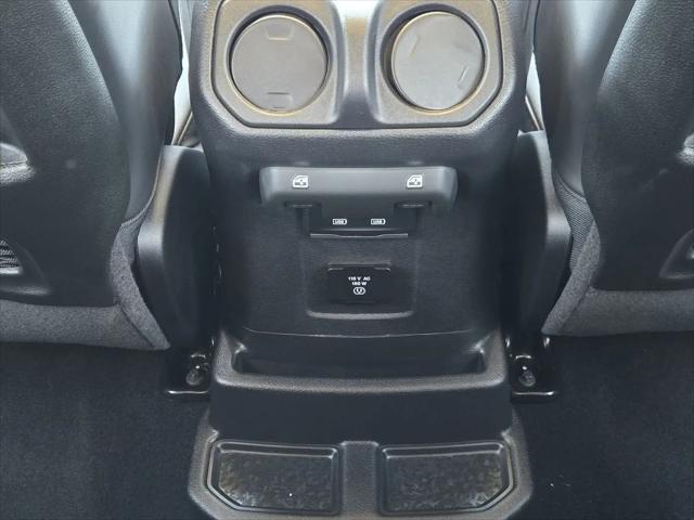2026 Jeep Wrangler 4-Door Recon 4x4