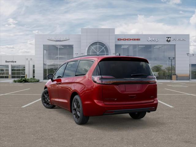 2026 Chrysler Pacifica Select AWD