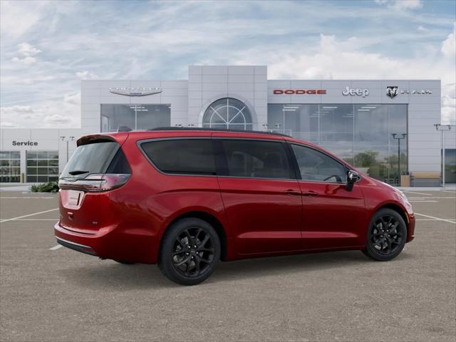 2026 Chrysler Pacifica Select AWD