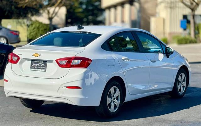 2017 Chevrolet Cruze LS Auto