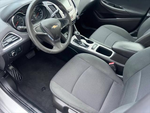 2017 Chevrolet Cruze LS Auto