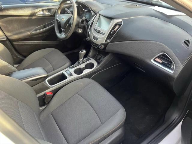 2017 Chevrolet Cruze LS Auto