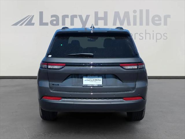 2026 Jeep Grand Cherokee Altitude 4x4