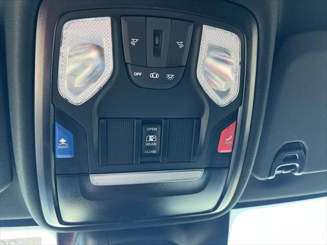 2026 Ram 2500 Tradesman Crew Cab 4x4 6'4" Box