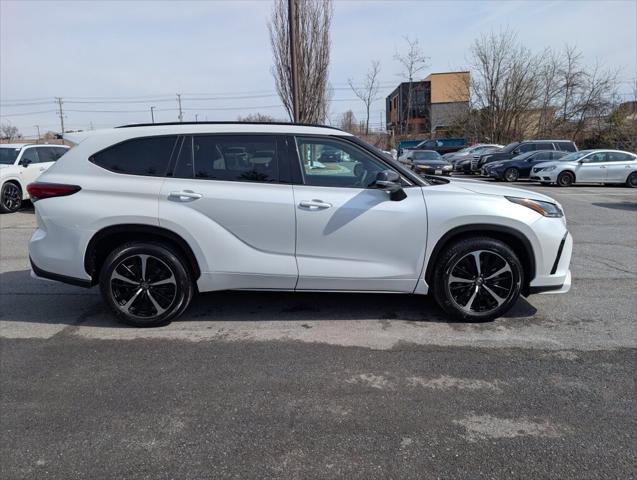 2022 Toyota Highlander XSE