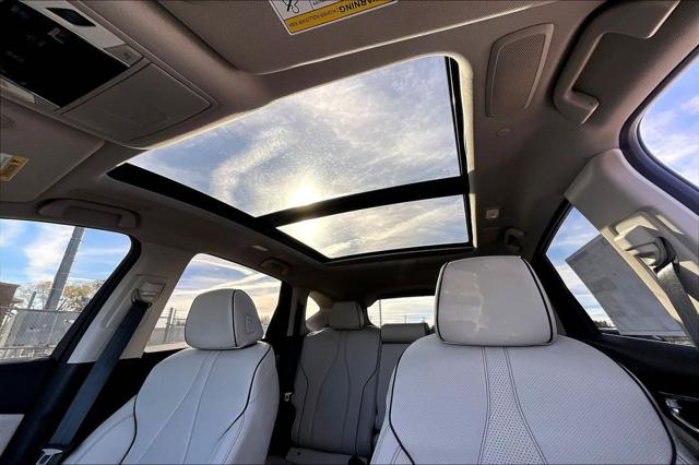 2026 Acura RDX w/Advance Package