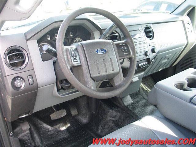 2016 Ford F-350 XL, MAINT UTILITY, X