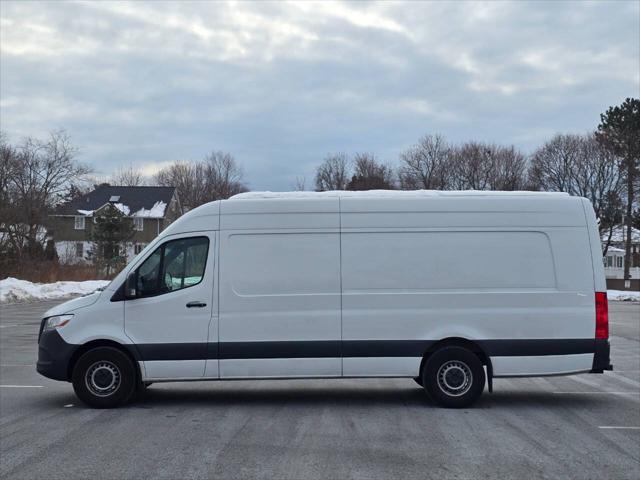 2023 Mercedes-Benz Sprinter 2500 High Roof 4-Cyl Diesel HO
