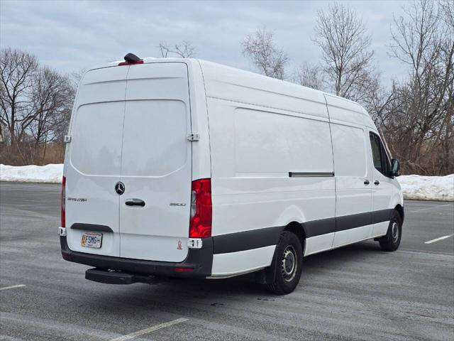 2023 Mercedes-Benz Sprinter 2500 High Roof 4-Cyl Diesel HO