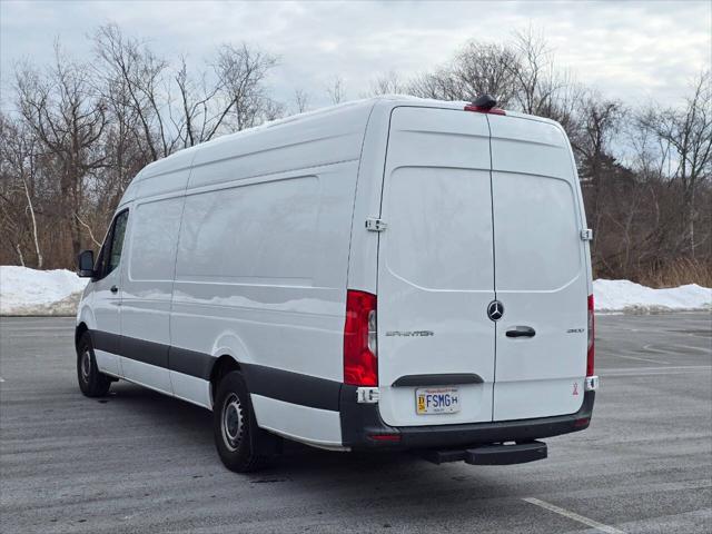 2023 Mercedes-Benz Sprinter 2500 High Roof 4-Cyl Diesel HO