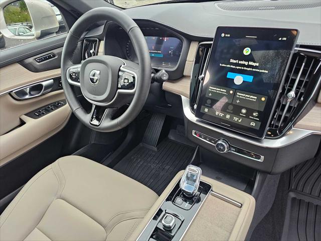 2026 Volvo XC90 Plug-In Hybrid Plus, T8 AWD, Electric/Gasoline, Bright, 7 Seats