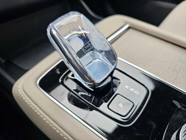 2026 Volvo XC90 Plug-In Hybrid Plus, T8 AWD, Electric/Gasoline, Bright, 7 Seats