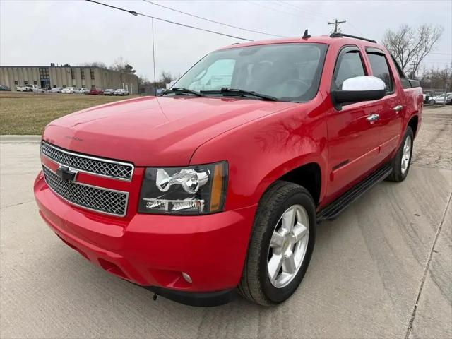 2008 Chevrolet Avalanche LTZ for sale in Flint, MI