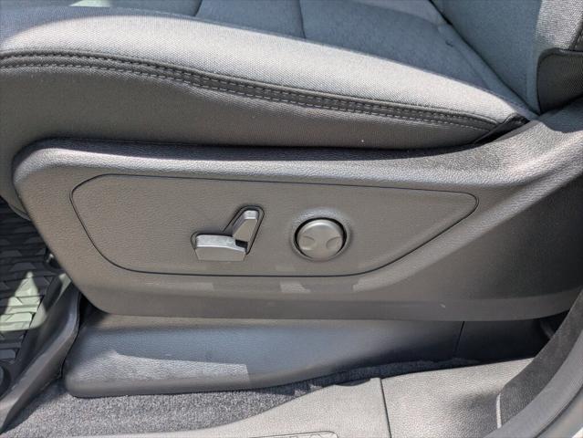 2026 Ram 1500 Lone Star Crew Cab 4x2 57 Box