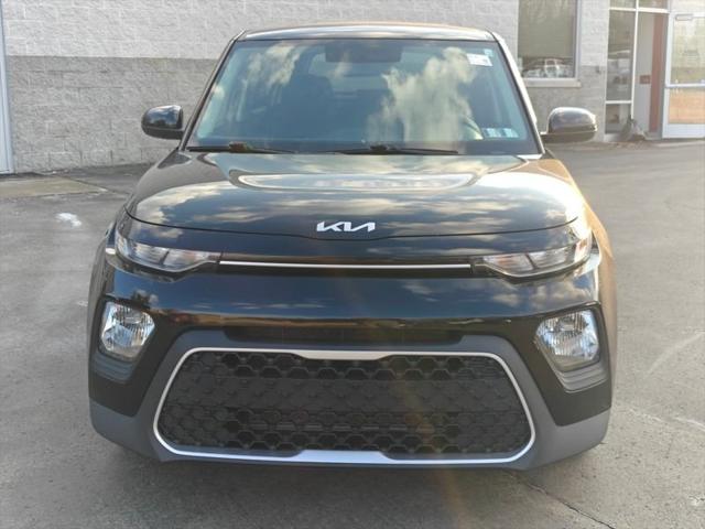 2022 Kia Soul LX 2022 Kia Soul LX