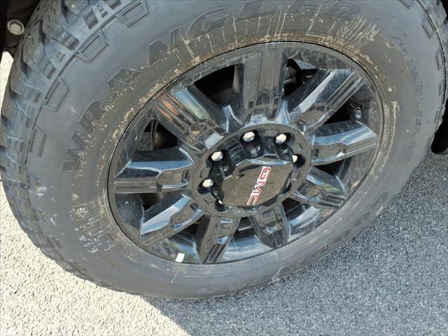 2026 GMC Sierra 2500HD Crew Cab, Standard Bed, AT4, 4WD