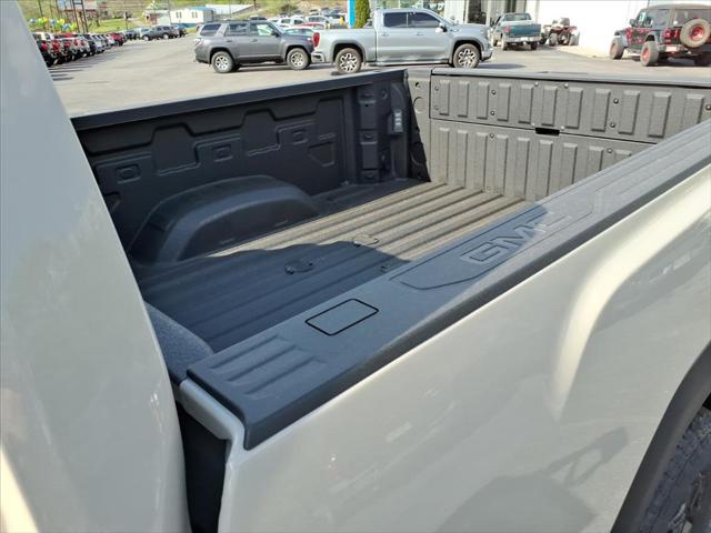 2026 GMC Sierra 2500HD Crew Cab, Standard Bed, AT4, 4WD