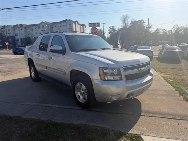 2013 Chevrolet Avalanche LS