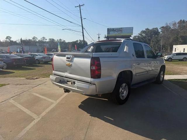 2013 Chevrolet Avalanche LS