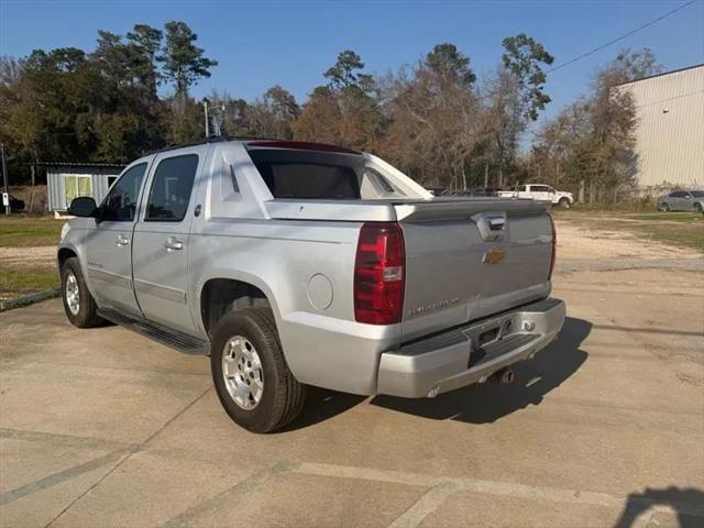 2013 Chevrolet Avalanche LS