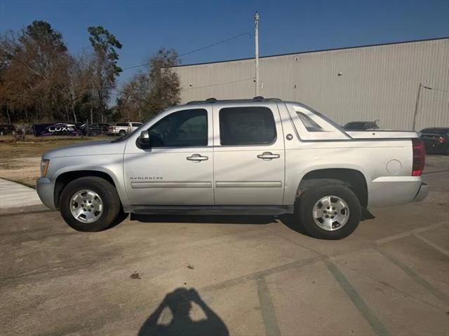 2013 Chevrolet Avalanche LS