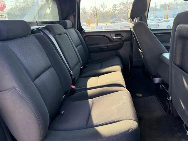2013 Chevrolet Avalanche LS