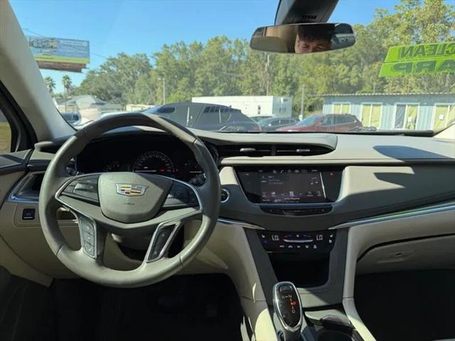 2017 Cadillac XT5 Premium Luxury