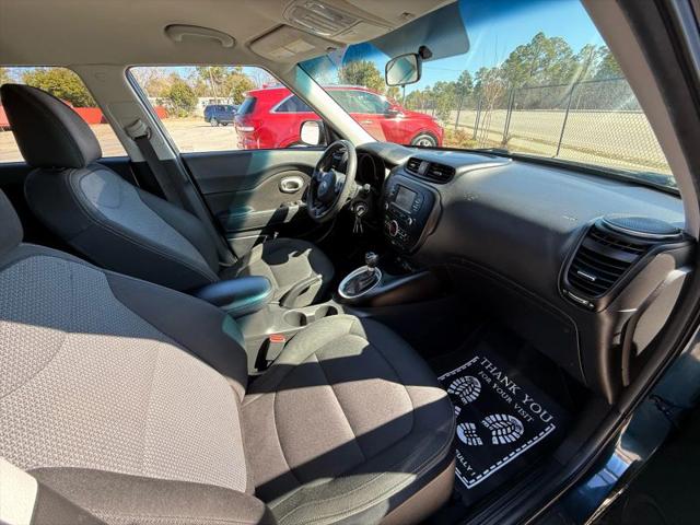 2017 Kia Soul +