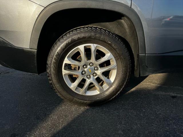 2020 Chevrolet Traverse AWD LT Cloth