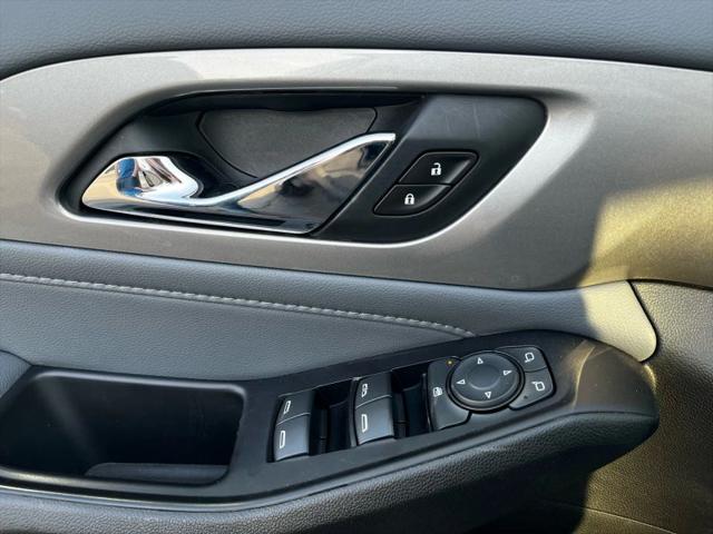2020 Chevrolet Traverse AWD LT Cloth