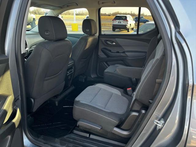 2020 Chevrolet Traverse AWD LT Cloth