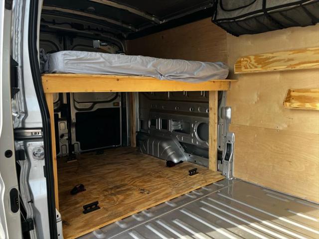 2023 Ford Transit Cargo Van Medium Roof w/LWB