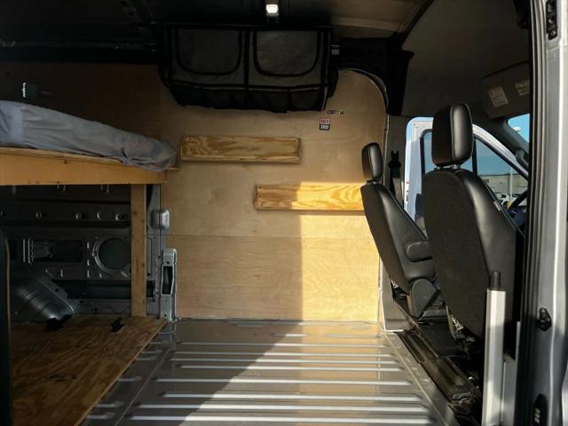 2023 Ford Transit Cargo Van Medium Roof w/LWB