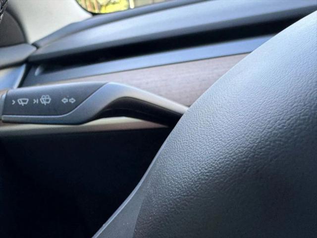 2021 Tesla Model 3 Standard Range Plus Rear-Wheel Drive