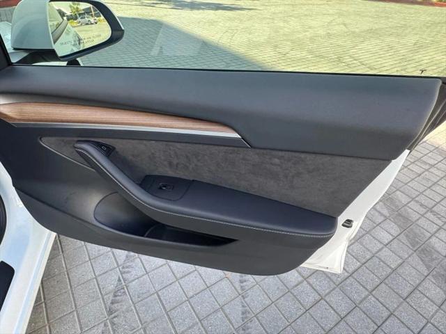 2021 Tesla Model 3 Standard Range Plus Rear-Wheel Drive