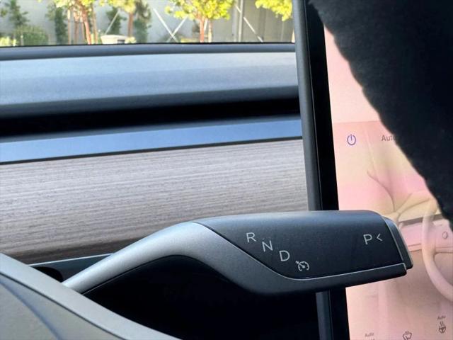 2021 Tesla Model 3 Standard Range Plus Rear-Wheel Drive