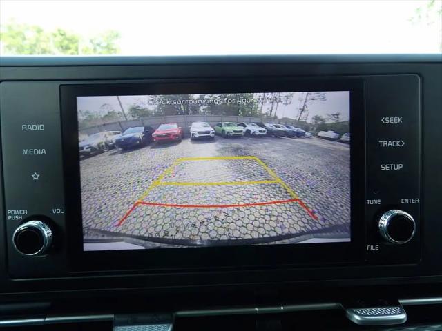 2022 Kia Carnival MPV LX Seat Package