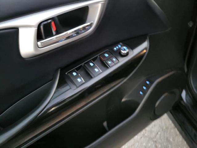 2017 Toyota Mirai Base