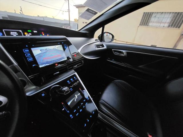 2017 Toyota Mirai Base