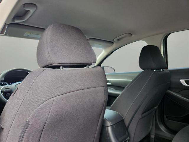 2023 Hyundai Sonata SE