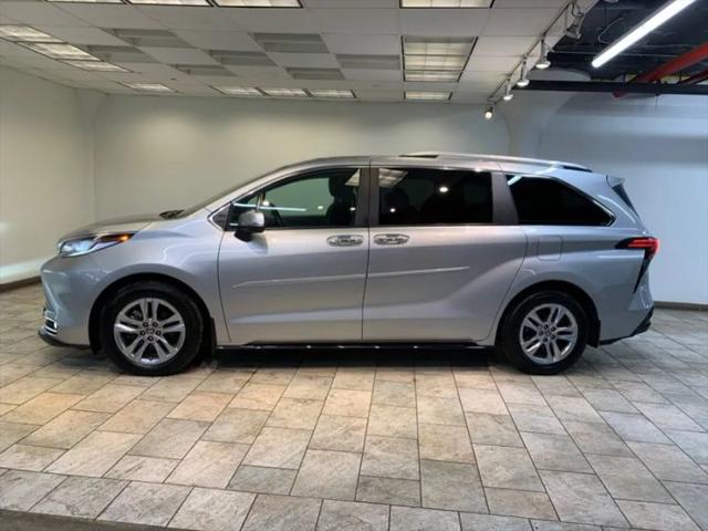 2023 Toyota Sienna Limited